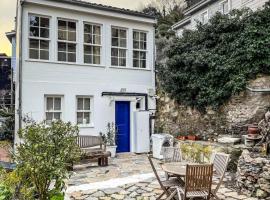 Rent the Entire Bosphorus House, hotel i Istanbul