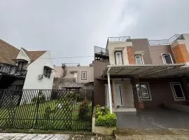Villa i7 Surya Asri Cijeruk, Bogor