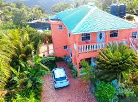 Belle Sunrise Villa Cozy Tropical Escape for a Local Experience