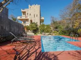 Gianni's Castle - Apartment with Private Pool