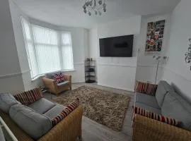 Anfield Guest House Sleeps 5