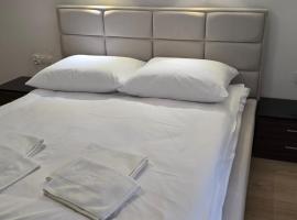 Motel Za Miedzą, motel em Bralin