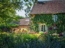 Le Jardin de Marie - le gîte 12 pers Sancerre, hotel v destinaci Neuilly-en-Sancerre