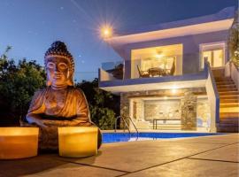 Villa Neli II โรงแรมในAchlia