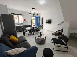 Spacious Central Apartment