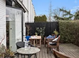 2 Bedroom Gorgeous Home In Espergærde
