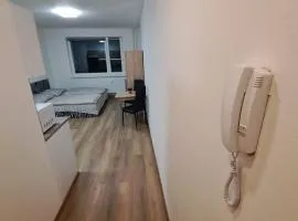 Apartmán v Karlových Varech pro 2 osoby, ulice Mládežnická