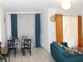 Le Madeleine - Parking gratuit- Balcon - Fibre、オルレアンのホテル