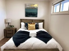 Stylish Home 4mins drive to Oyster Farm & River with Free Parking