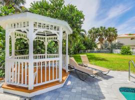 Celebration House Penthouse، فندق في كابتيفا