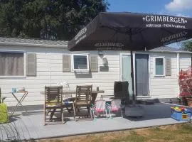 Logement vacances Yvoir avec piscine et deux chambres