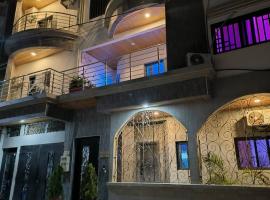 2 Bedroom Luxury Apartment, luxury hotel in Dakar