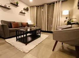 Basento Deluxe Apartment with parking pool gym padel