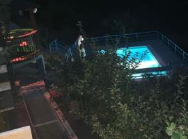 Etno Smocje Kolasin, hotel a Kolašin