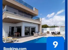 Villa near the sea