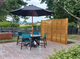 THE GUEST HOUSE - Awakeri modern country cottage