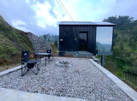 Alazka Cabin, hotel in Panjadakan