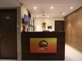 Sunrise cave, hotel i Surat