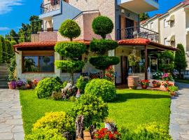 Akrathos Houses, готель у місті Поліхроно