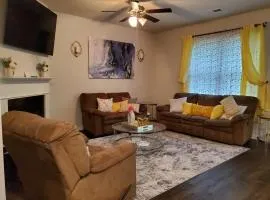 Pet Friendly 3Bed 2Bath Covington Cozy Hideaway