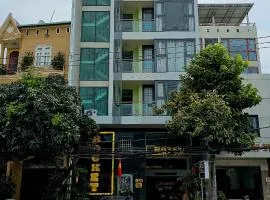 Hotel Rocket