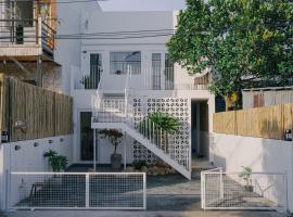 Yucca House Vĩnh Hy Mountain View, Hotel in Ninh Hải