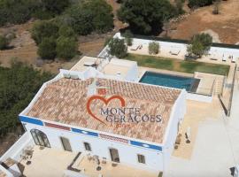 Monte Gerações - Heated pool - Typical Algarvian - close to Quinta Lago, Vale Lobo and Vilamoura, hotel in Almancil