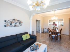 Anatoli Family House, Hotel in Kanálion