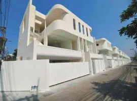 Happy House 芭提雅开心居