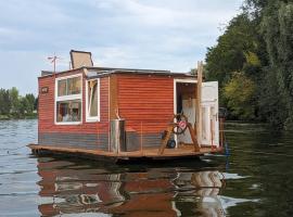 Floating Home, barca a Berlino