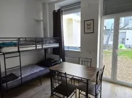 Monteurwohnung Ferienwohnung Krefeld Nähe Düsseldorf 2-4 Personen