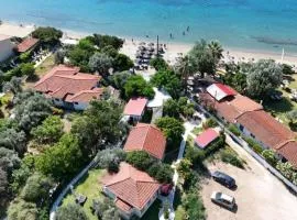 Physis Oikos Beachfront Apartments