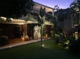 Tourterelle Garden Room