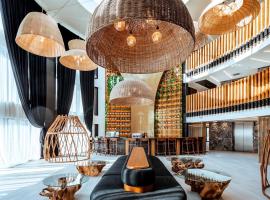 Yarden Estate Hotel, hotel in Yesod Hamaala