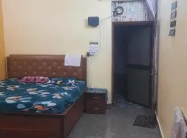 Eliza-Moses homestay