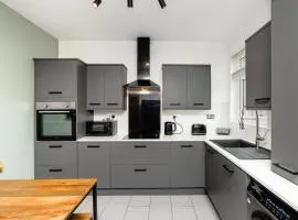 3 Bedroom House-Free Parking