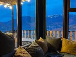 chemi kera Chalet