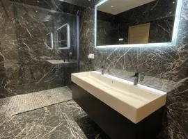 appartement de standing avec jacuzzi exterieur
