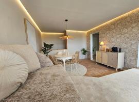 Stylish Forest View - Apartment, hotel din Augsburg