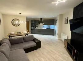 267 Stylish 2 Bed Apartment City Centre Free Parking