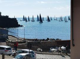 Marina 15, biệt thự ở Piombino