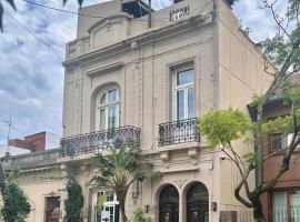 Hotel Costa Rica, hotel dicht bij: Luchthaven Jorge Newbery Airfield - AEP, 