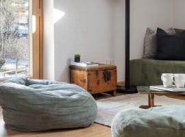 Il triangolo sul Bianco degli sportivi!, βίλα στο Κουρμαγιέρ