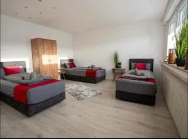 Livemore24 - Apartment 2 in Gladbeck WLAN - Smart-TV - 24-7 Check-in und Küche