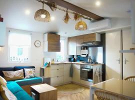 Mobil home Fare iti Cap Ferret, avec climatisation, hotel i Lège-Cap-Ferret