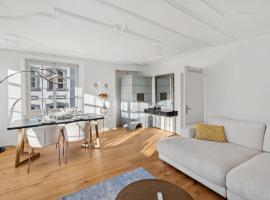 The R Apartment Cholfirst