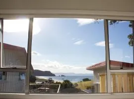 Studio at Otama Beach -Pohutakawa