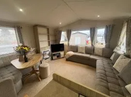 Tattershall Lakes Caravan
