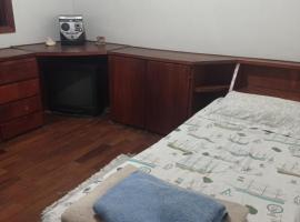 Mônica, hotel in Piracicaba