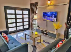 Semi-Detached, Up to 24 Pax, 3200sqft, 4 Bedrooms, 3 Bathrooms, 4 Car Parks by Star Home